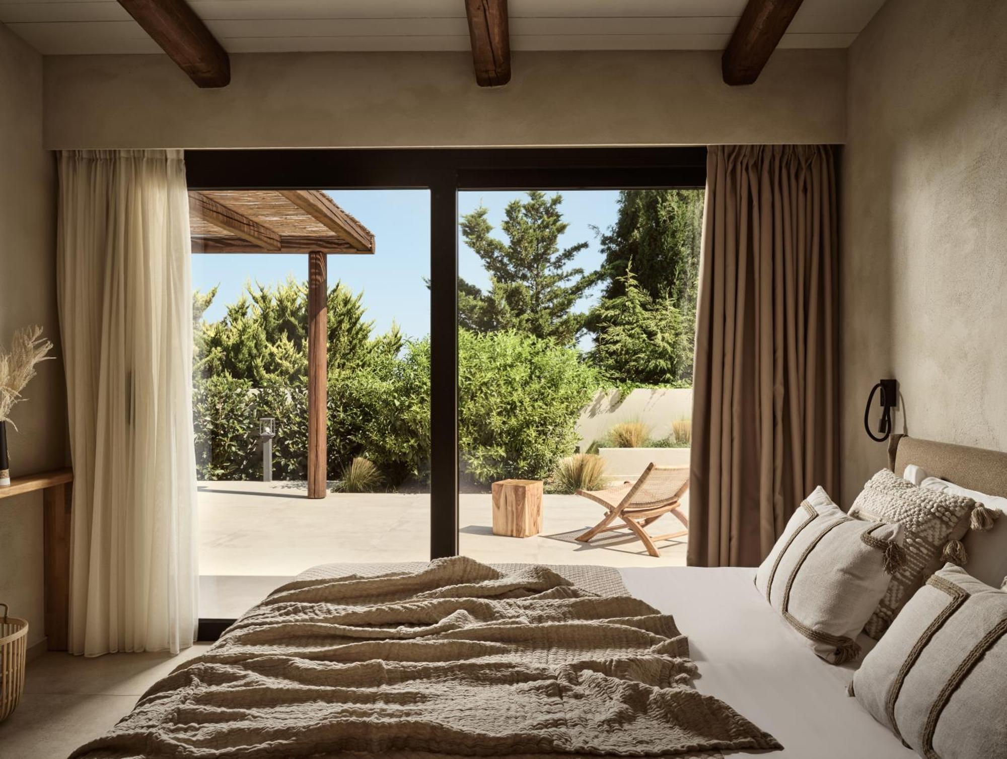 Ananta Blue Apartment Argassi